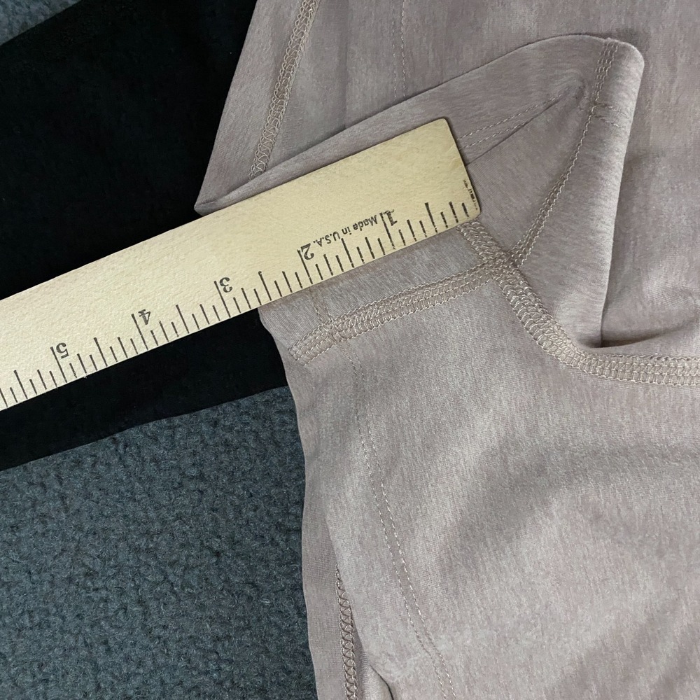 Beyond Yoga Set of 2 size XS Twist Through Leggings Worked Up Shorts NWT - Picture 6 of 16